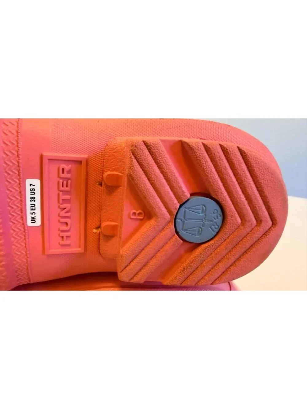 Hunter Womens Tall Pink Rain Boots Size 7 Durable Rubber Waterproof